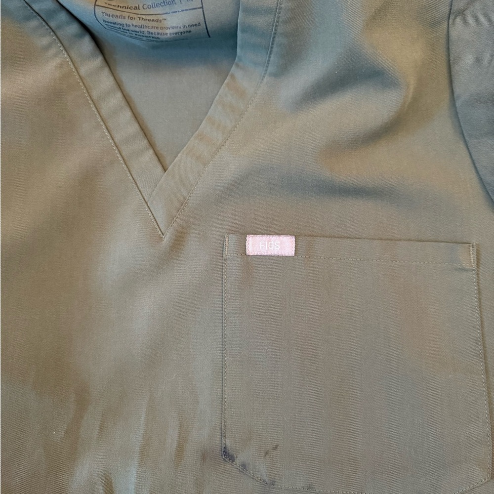 Olive Green fig set. Still has a lot of good wears left. Size medium. - Picture 2 of 5